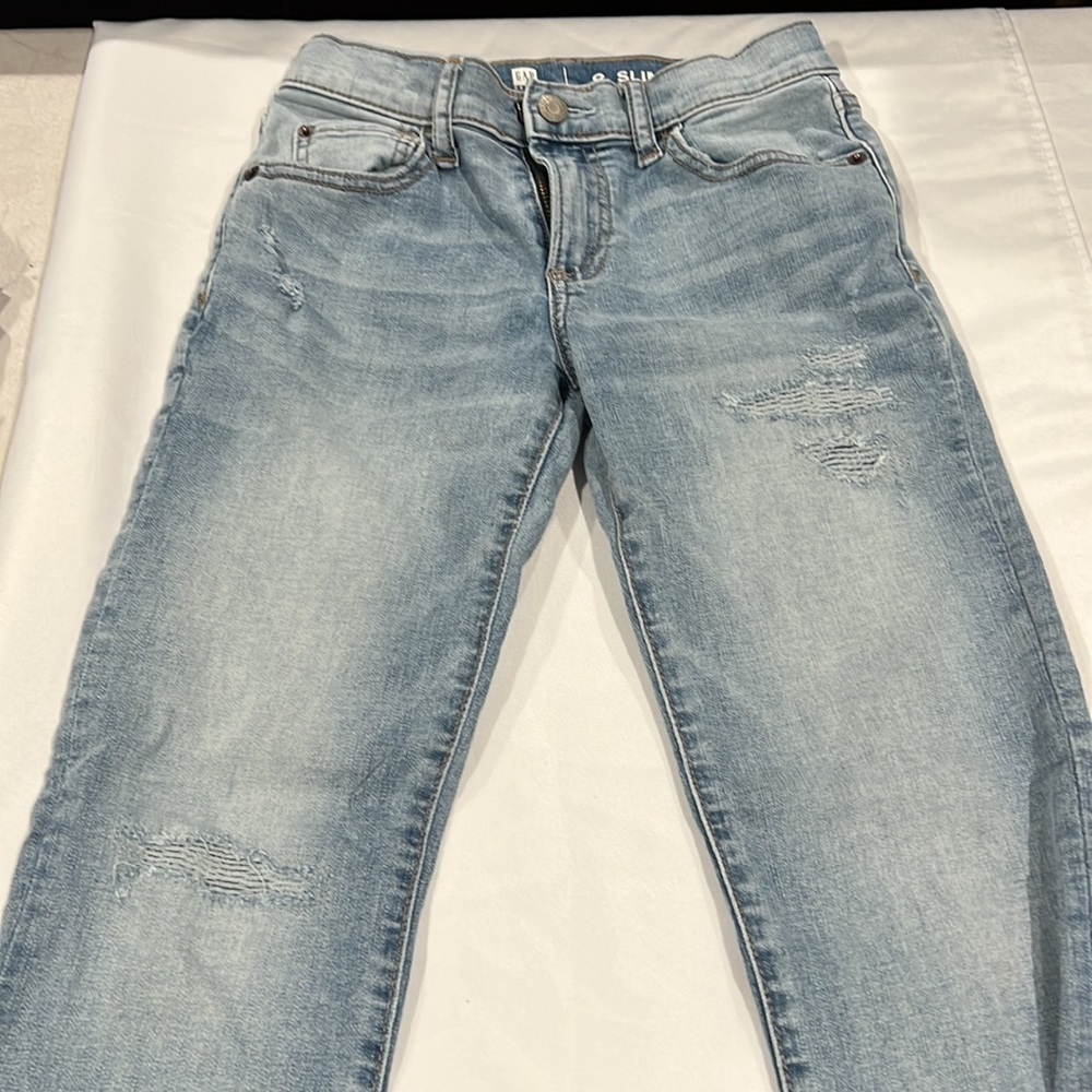 GAP. Slim fit youth jeans. Size 8. - Picture 3 of 6